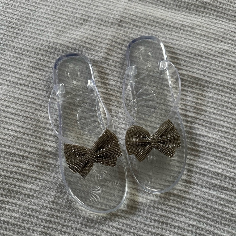 Women’s size 9 Jelly Sandals with Silver Sparkle Bow Accents